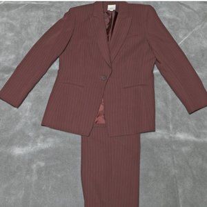 Suit, brown w/blue pin stripe, 10